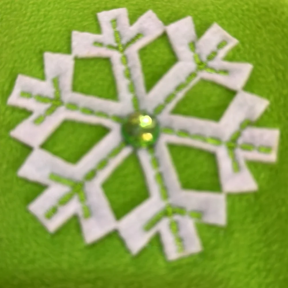 Bonnie Jean 2piece. Embroidered and sequined felt snowflakes on a fleece dress - Picture 2 of 4